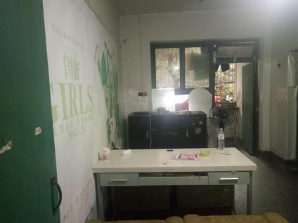 重庆宜居家园2室1厅55平低楼层/共8层