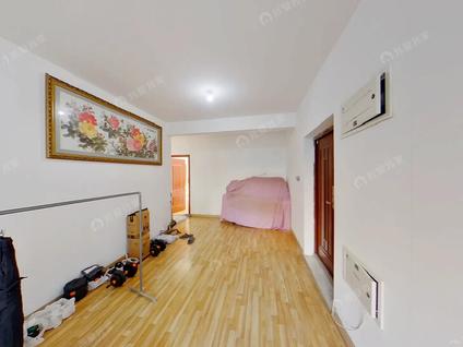 北京泷悦长安4室1厅148.79平低楼层/共26层