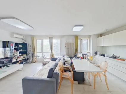 北京芳馨园1室1厅77.38平低楼层/共23层