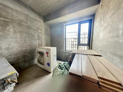 北京邦泰天誉(一期）5室2厅171平高楼层/共10层