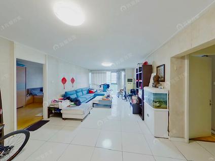 北京UHN国际村3室2厅165.42平高楼层/共8层