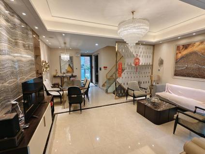 江门越秀星汇名庭(鹤山)4室2厅120平低楼层/共4层