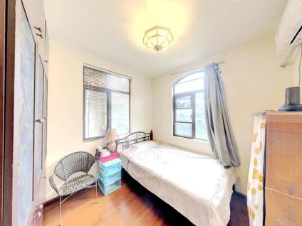 北京金龙国际花园3室2厅105.58平高楼层/共5层