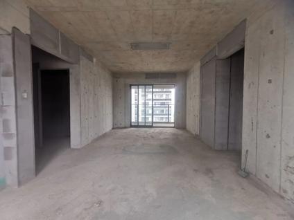 北京华侨城云顶花园4室2厅129平高楼层/共32层