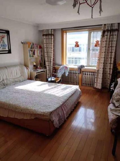 沈阳尊龙苑(西区)3室2厅133平高楼层/共6层