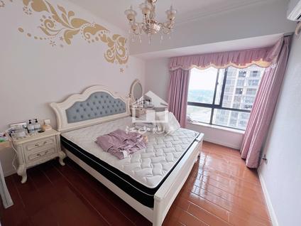 北京大唐世家(三区)4室2厅109平中楼层/共33层