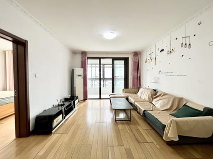 北京津盘凤凰都2室2厅102.13平低楼层/共17层