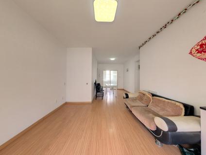 北京招商依云郡3室2厅85.7平低楼层/共11层