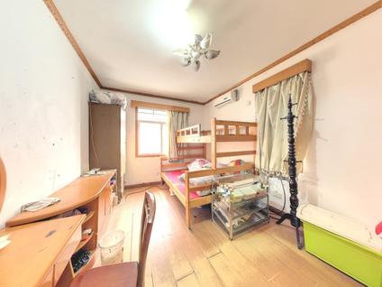 北京新联二村3室1厅61.12平低楼层/共5层