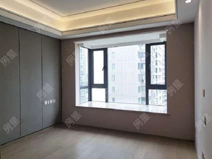 北京华润悦府(二期)3室2厅133平高楼层/共19层