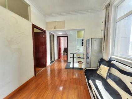 北京葛洲坝城市花园2室1厅52.09平高楼层/共33层