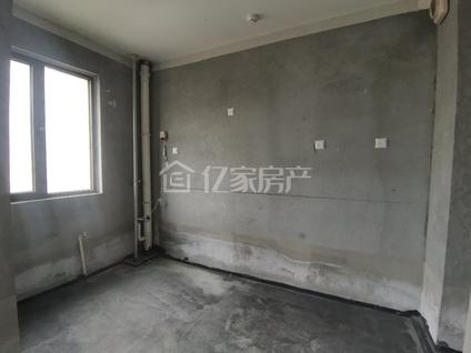 北京福港好莱坞3室2厅138平中楼层/共18层