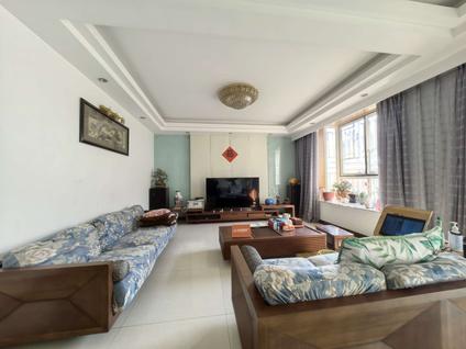 北京西苑小区4室3厅245平高楼层/共3层