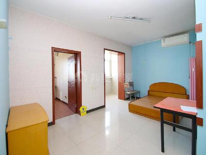 北京兴房苑小区1室1厅70.25平高楼层/共6层