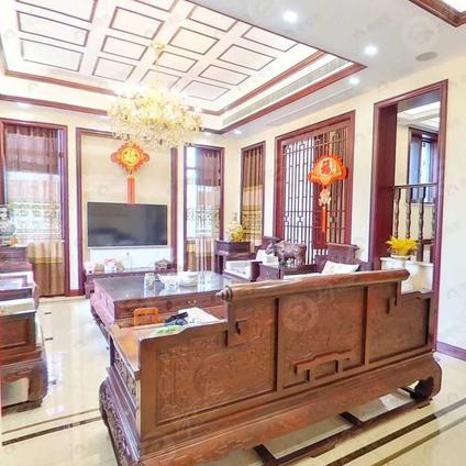 九江信华西郊花园5室3厅297平低楼层/共3层