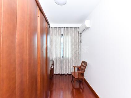 北京桐芳苑5室3厅172.56平中楼层/共3层