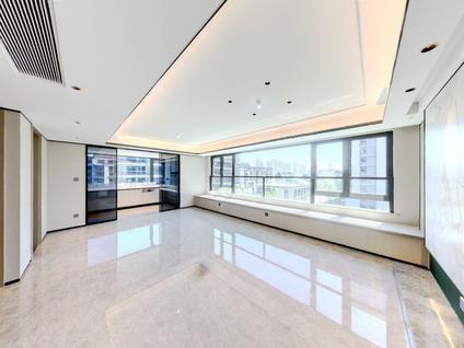 北京绿城锦玉园4室2厅141.8平低楼层/共18层