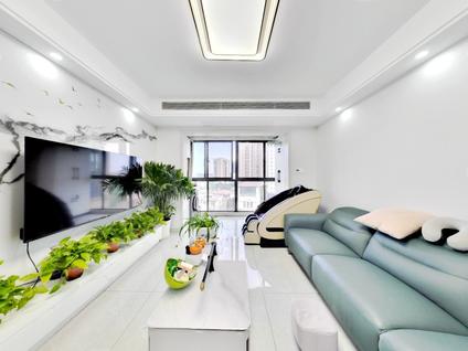 南京万裕龙庭水岸3室2厅100.97平低楼层/共24层