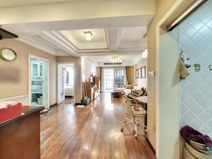 北京融侨锦江2室2厅99.72平中楼层/共40层