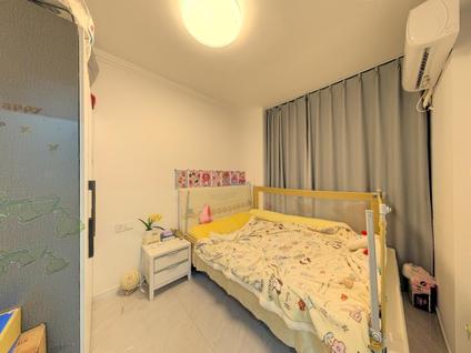 北京宝龙世家(新塘)3室2厅82.16平中楼层/共14层