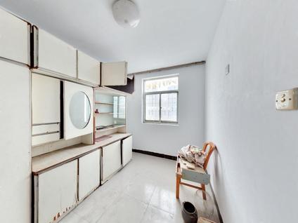 北京中州小区3室2厅95平高楼层/共6层