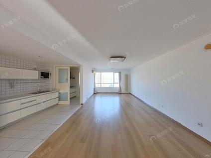 北京UHN国际村2室1厅125.41平中楼层/共28层