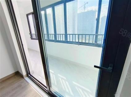 南京新城云漾滨江观澜苑3室2厅101平中楼层/共25层