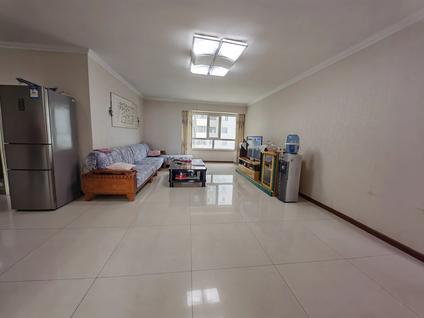 北京青海大学附属医院家属院4室2厅166平中楼层/共28层