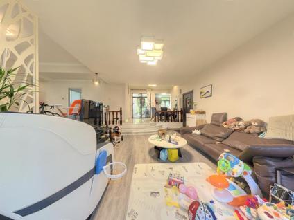 海口比华利山庄3室3厅141.97平低楼层/共6层