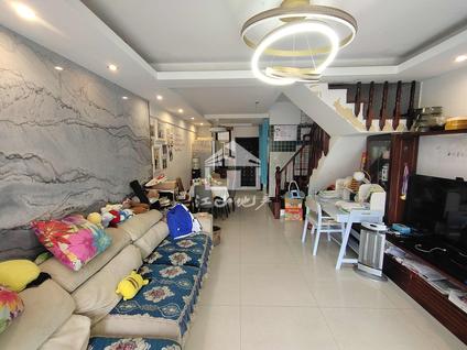 北京澳华花园2室2厅102平中楼层/共10层