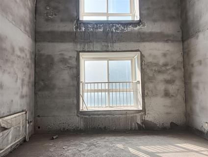 北京天一锦城4室2厅200.24平中楼层/共4层
