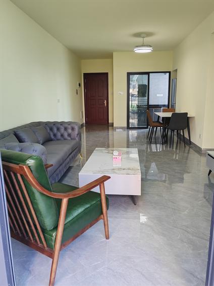 北京泓景苑3室2厅89平低楼层/共18层