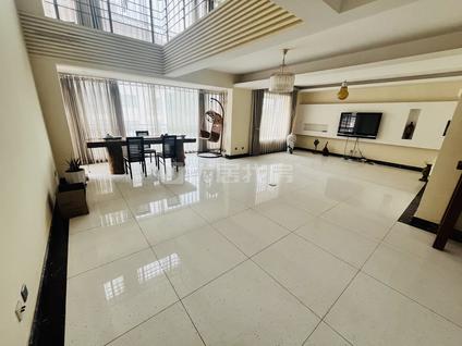 北京金林碧水住宅小区4室2厅247.38平高楼层/共7层