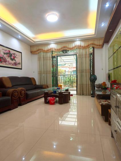 北京金碧花园(环市西路)3室2厅112.75平低楼层/共7层