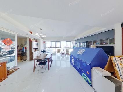 北京三里屯SOHO公寓3室2厅149.06平高楼层/共28层