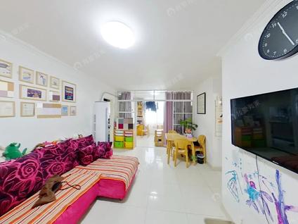 北京梨园小镇2室1厅63.86平低楼层/共15层