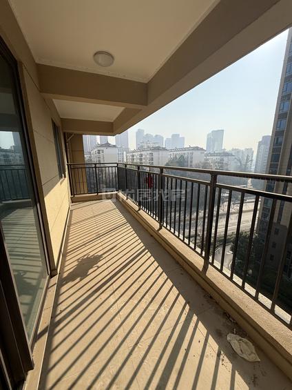 北京碧桂园凤凰城(C区)3室2厅106平低楼层/共32层