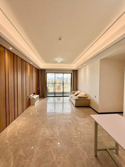 广州颐和盛世3室2厅85平高楼层/共32层