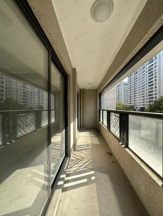 北京江南首府3室2厅140.96平低楼层/共16层