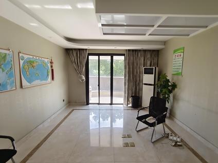 北京汇锦园4室2厅135平低楼层/共15层