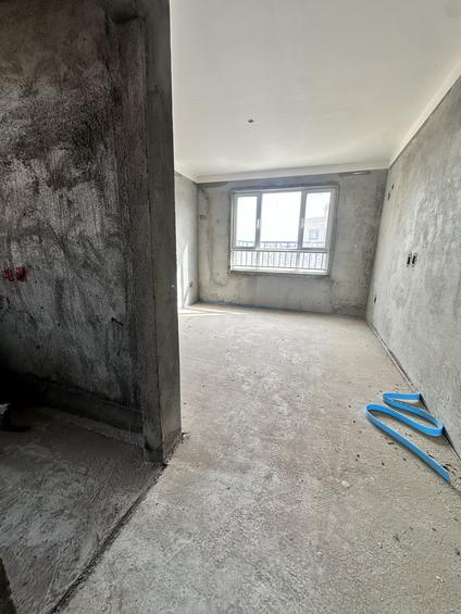 北京中成水岸绿洲3室2厅142平高楼层/共7层