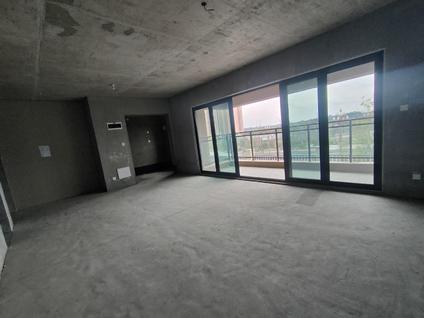 北京金科翡翠公园4室2厅126平中楼层/共11层