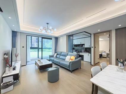 上海UNICITY万科天空之城(四期)4室2厅135平低楼层/共14层