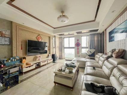 北京凤凰明珠4室2厅139平中楼层/共22层