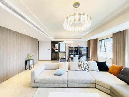 北京万科大都会4室2厅205平高楼层/共24层