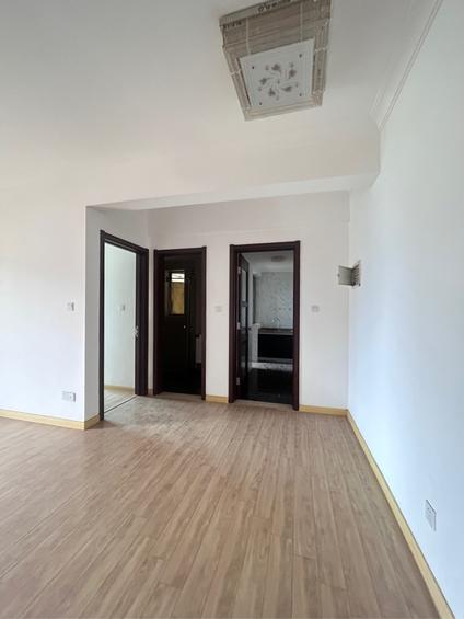 北京幸福里(台山)2室2厅87平低楼层/共18层