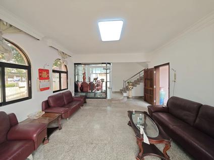 北京南泉花园5室2厅220平低楼层/共3层