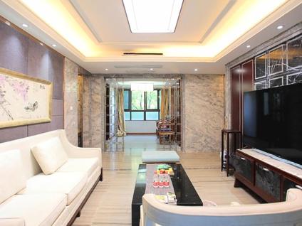 南京中南锦城3室2厅129.74平低楼层/共18层