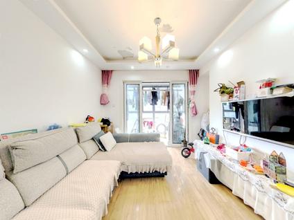 南京万裕龙庭水岸2室1厅78.51平低楼层/共24层