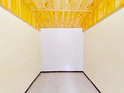 北京西四北头条1室0厅12.7平低楼层/共1层